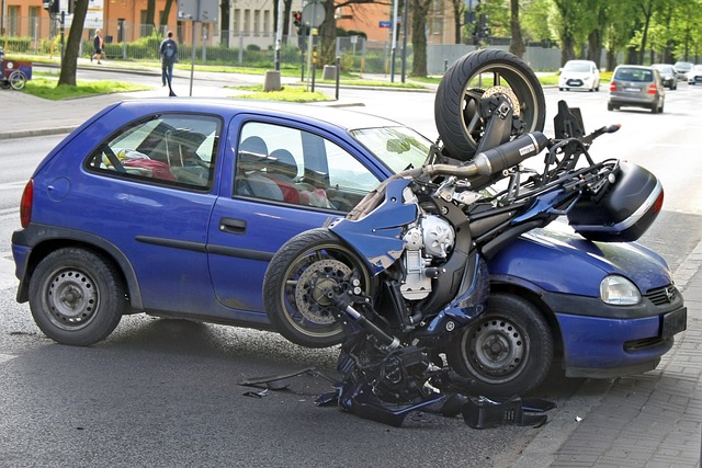 accidente de moto con coche